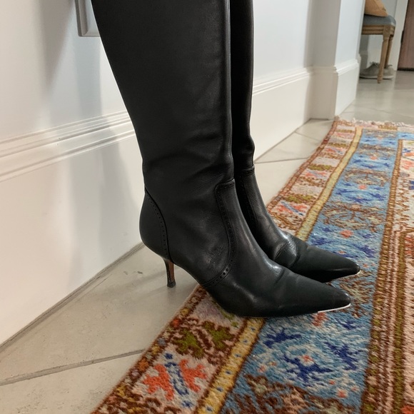 Banana Republic black leather boot - Picture 2 of 6